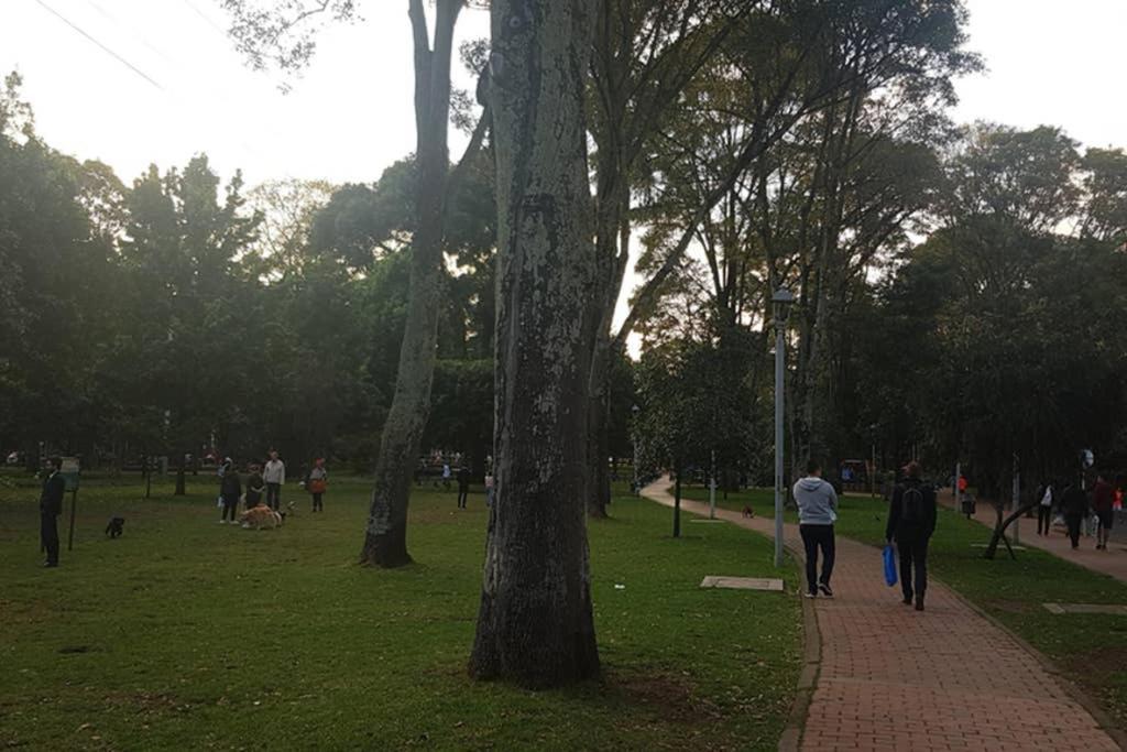 Apartamento Parque Virrey 波哥大 外观 照片